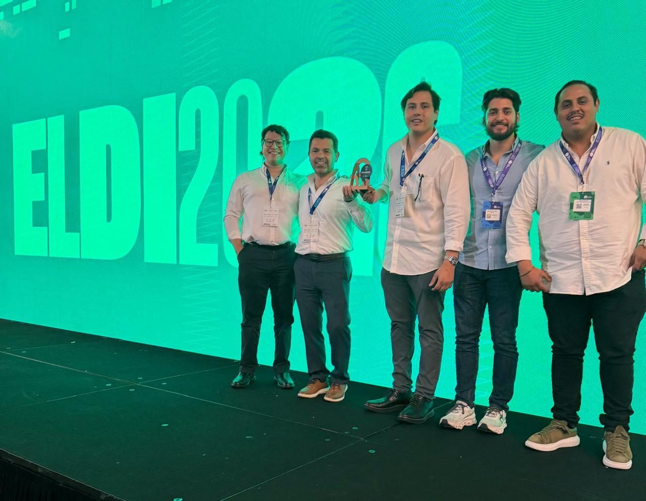 Equipo Taller N3 recibiendo el premio LADI 2026 Bronce